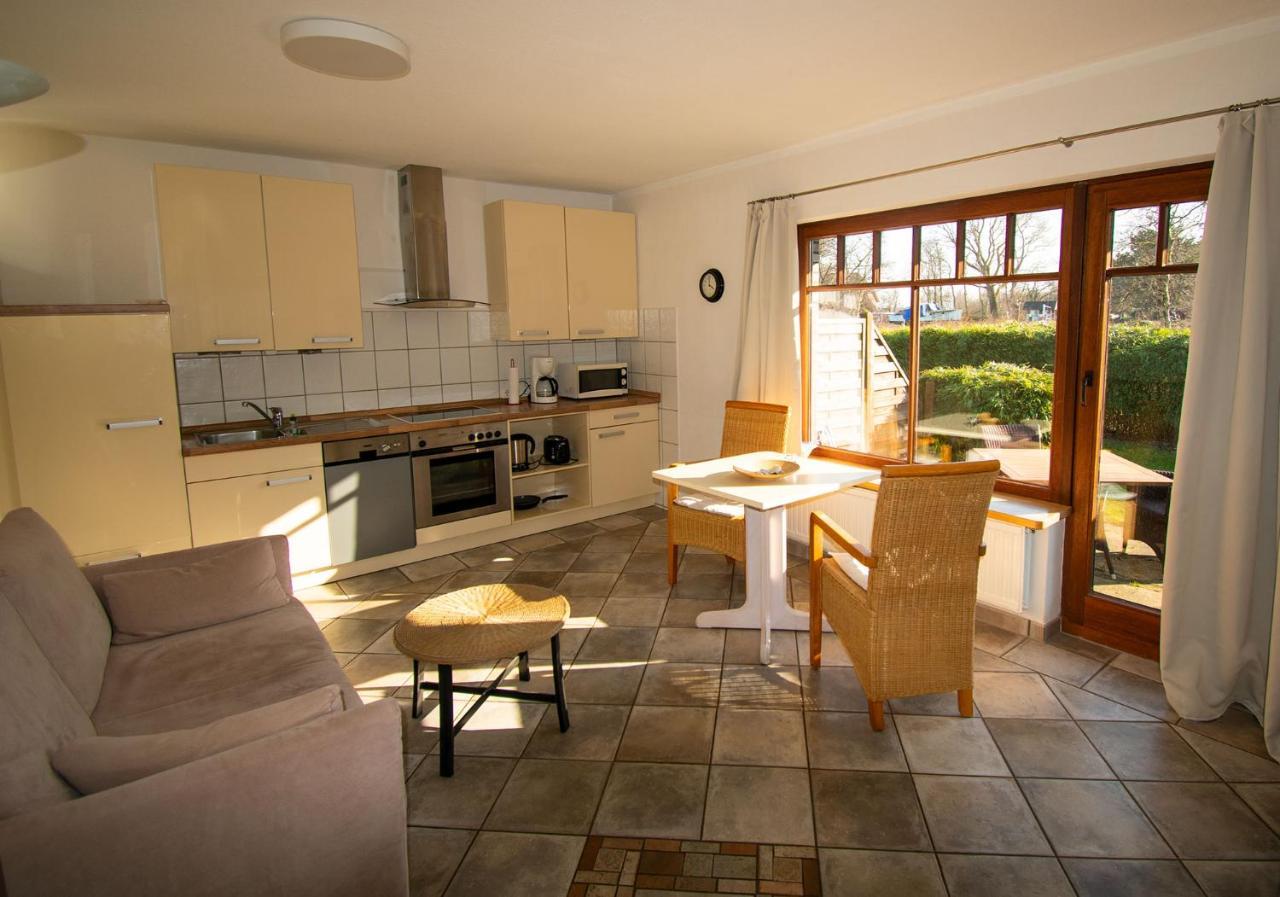 Inselhotel Kapitaen Tadsen / Amrum Небель Екстер'єр фото