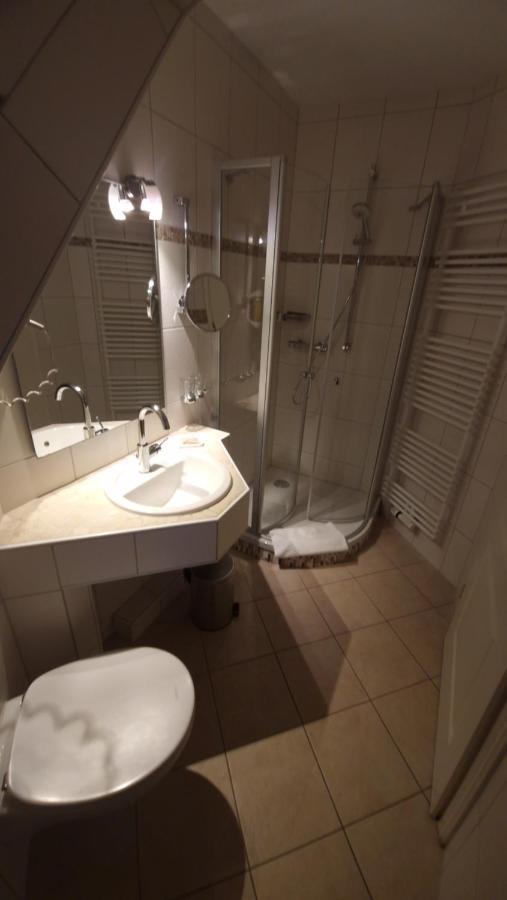 Inselhotel Kapitaen Tadsen / Amrum Небель Екстер'єр фото