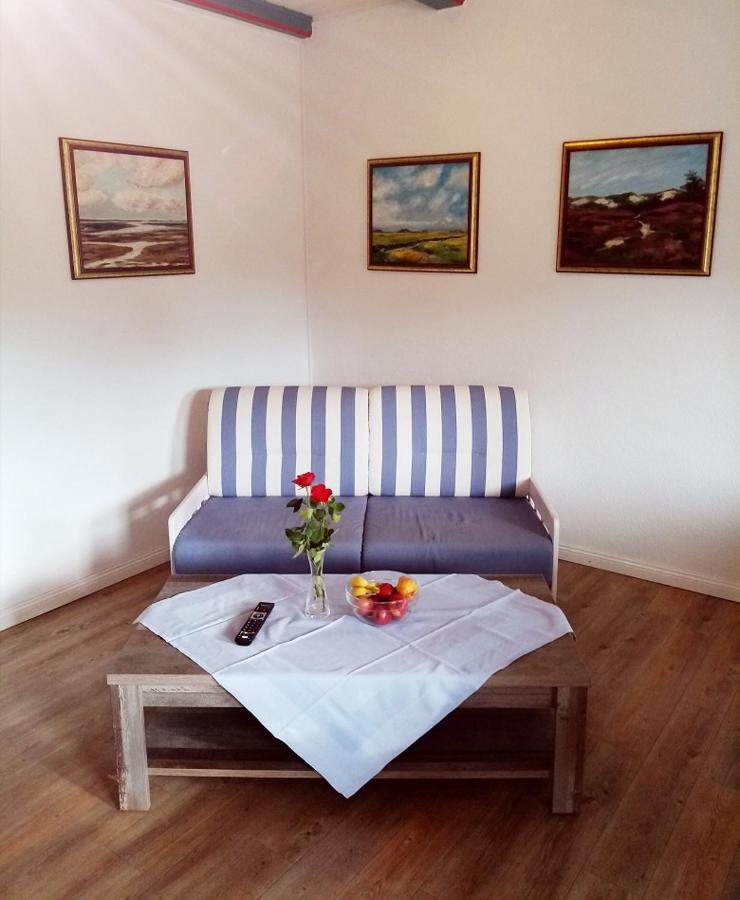 Inselhotel Kapitaen Tadsen / Amrum Небель Екстер'єр фото